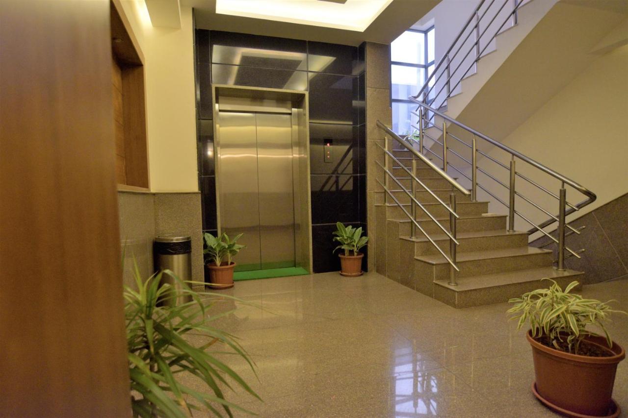Hotel Dasya - Formerly Nice Stay The Business Hotel Бангалор Екстериор снимка